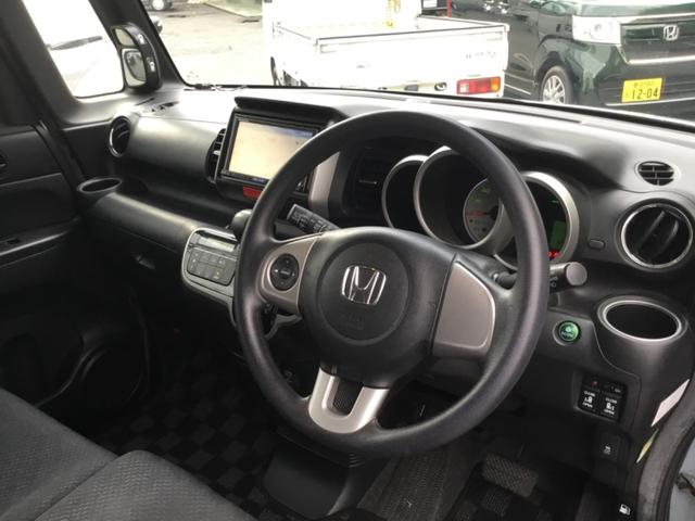 0208351A30221010W00106nbox3