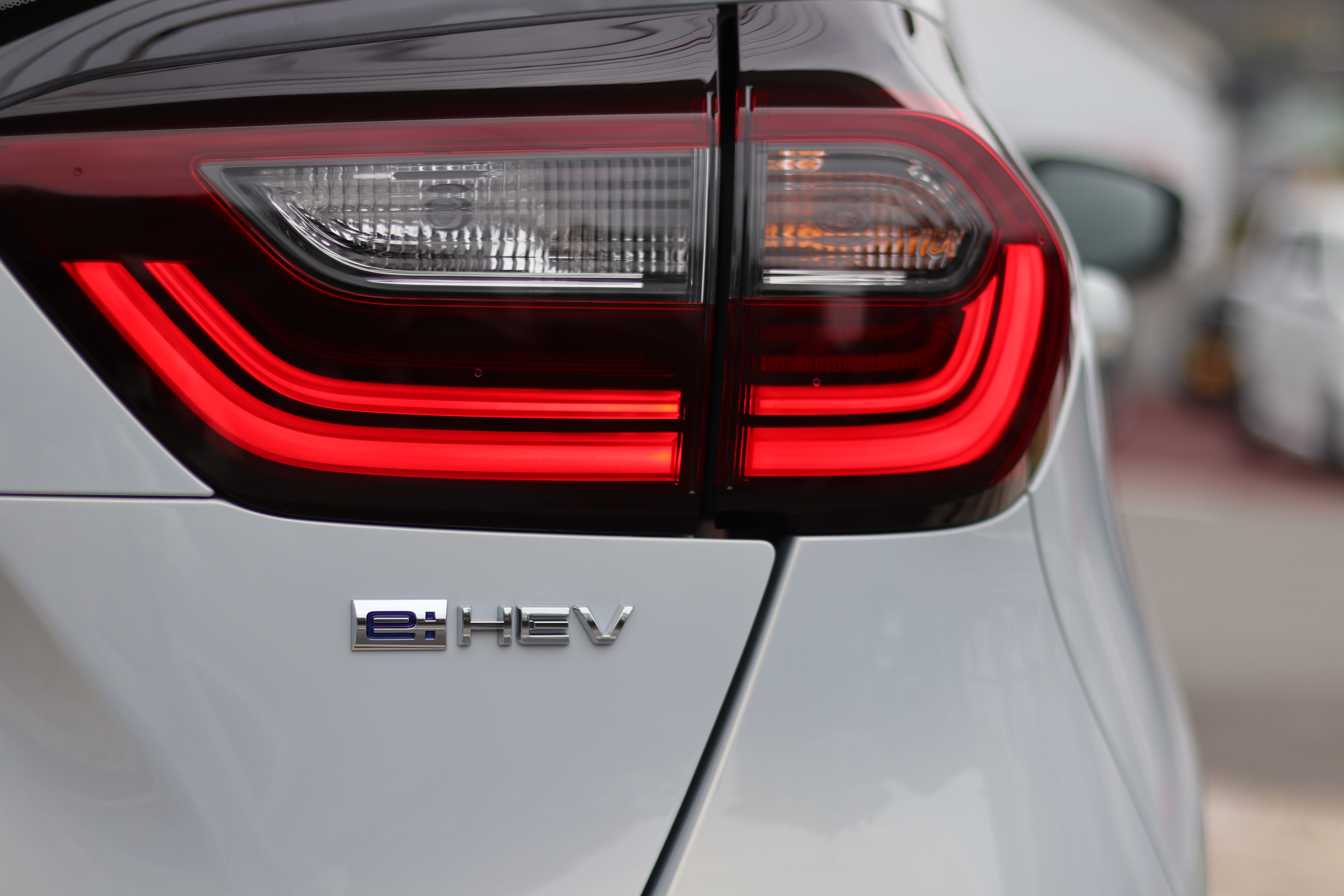 2020年新型フィット　リア